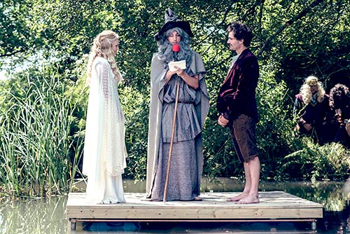 Tema Pernikahan Ini Kece Banget